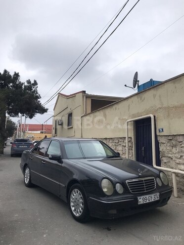 Mercedes E 270 2000, 454,000 km - 2.7 l - Bakı