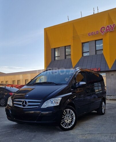Mercedes Viano-1