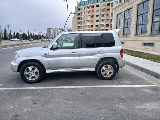 Mitsubishi Pajero io 2002, 294,000 km - 2.0 л - Sumqayıt