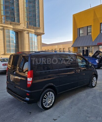 Mercedes Viano-8