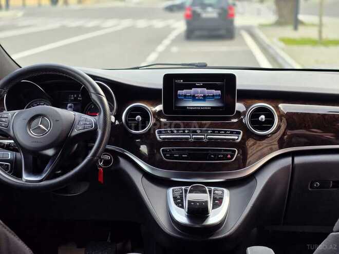 Mercedes V 220 2017, 236,800 km - 2.2 л - Bakı