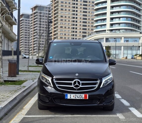 Mercedes V 220 2017, 236,800 km - 2.2 л - Bakı