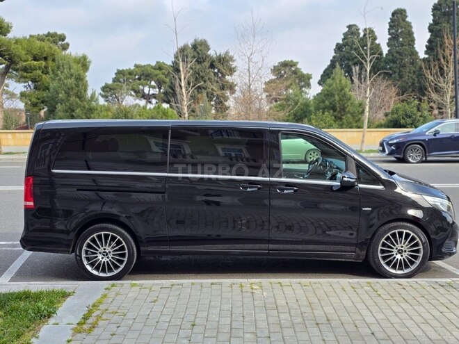 Mercedes V 220 2017, 236,800 km - 2.2 л - Bakı