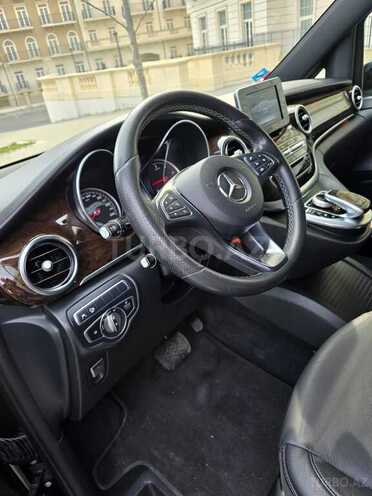 Mercedes V 220 2017, 236,800 km - 2.2 л - Bakı