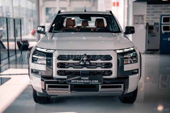 Mitsubishi L200-2