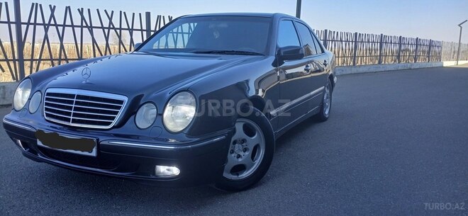 Mercedes E 240 2000, 325,678 km - 2.4 l - Tovuz