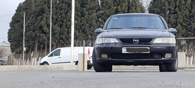 Opel Vectra 1997, 228,000 km - 2.0 l - Bakı