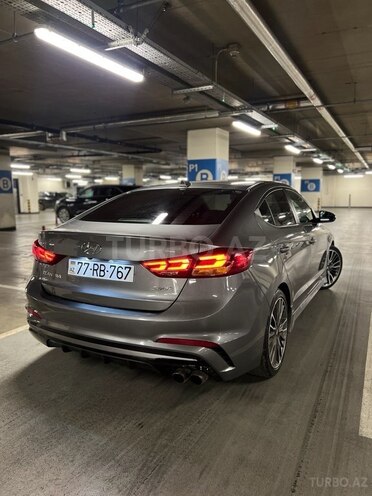 Hyundai Elantra 2018, 103,806 km - 1.6 л - Bakı