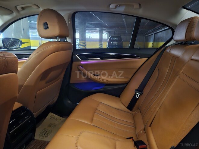 BMW 520-9
