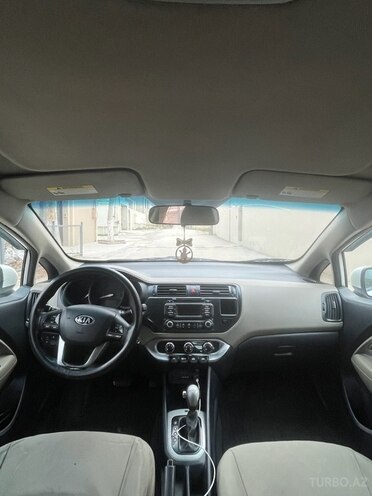 Kia Rio 2013, 220,000 km - 1.6 l - Bakı
