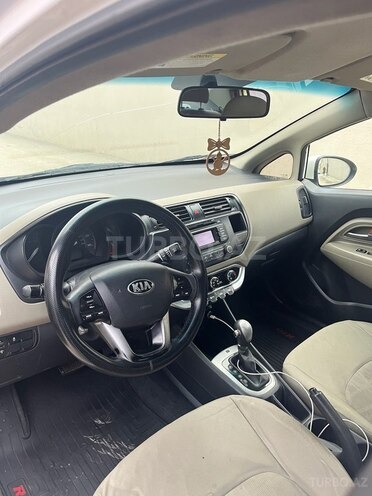Kia Rio 2013, 220,000 km - 1.6 l - Bakı