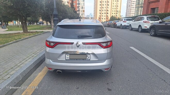 Renault Megane-5