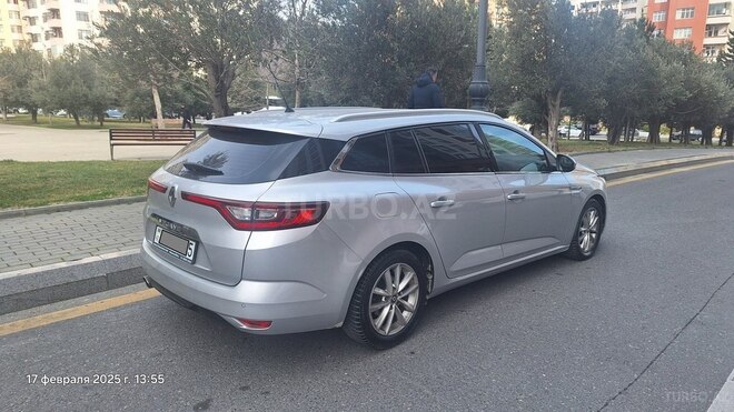 Renault Megane-6