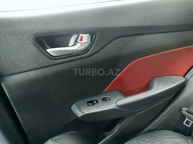 Hyundai Accent 2021, 130,000 km - 1.6 л - Bakı
