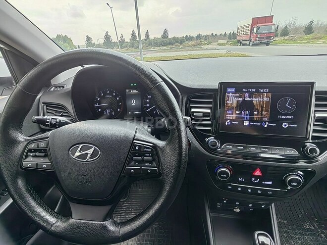 Hyundai Accent 2021, 130,000 km - 1.6 л - Bakı