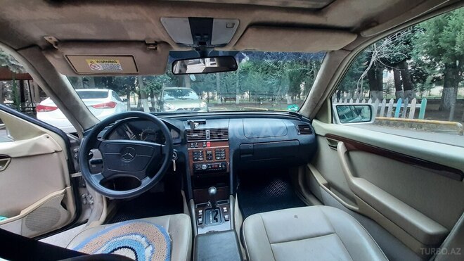 Mercedes C 220 1995, 308,523 km - 2.2 l - Bakı
