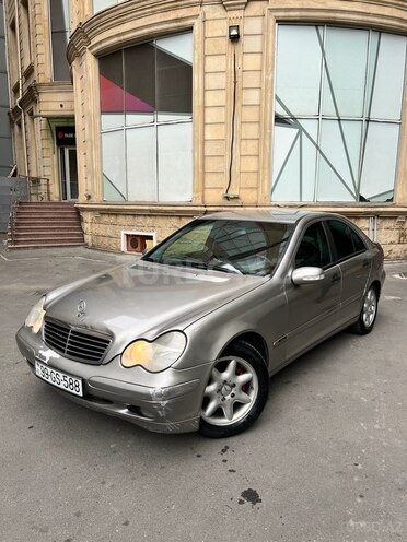 Mercedes C 200 2002, 299,300 km - 1.8 l - Bakı