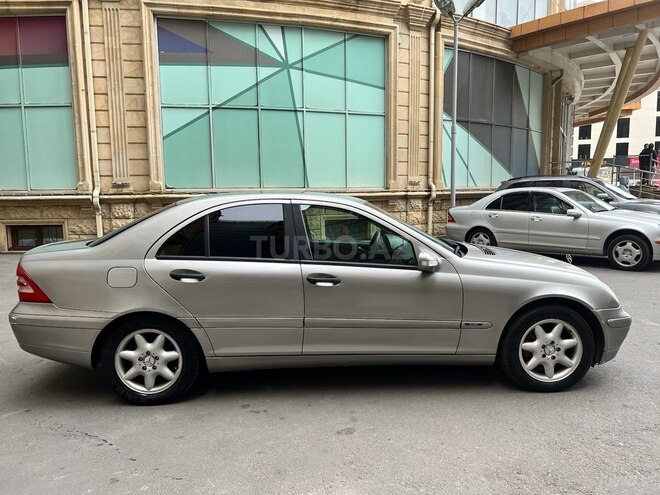 Mercedes C 200 2002, 299,300 km - 1.8 l - Bakı