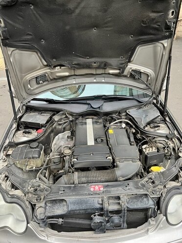 Mercedes C 200 2002, 299,300 km - 1.8 l - Bakı