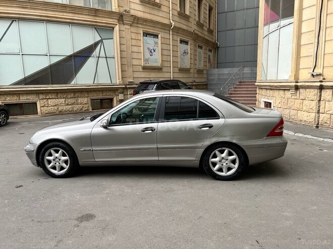 Mercedes C 200 2002, 299,300 km - 1.8 l - Bakı