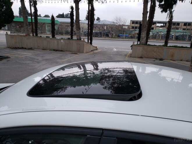 BMW 528 2014, 288,000 km - 2.0 l - Bakı