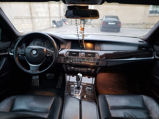 BMW 528 2014, 288,000 km - 2.0 l - Bakı