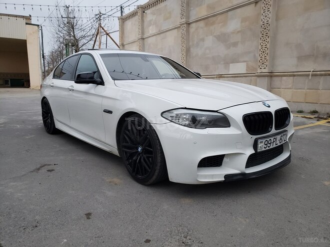 BMW 528 2014, 288,000 km - 2.0 l - Bakı