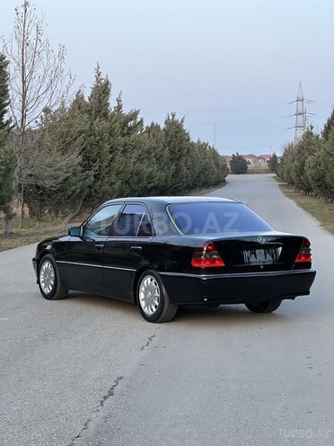 Mercedes C 230 1999, 280,000 km - 2.3 l - Bakı