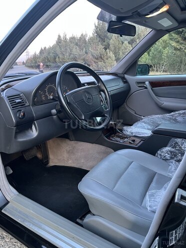 Mercedes C 230 1999, 280,000 km - 2.3 l - Bakı