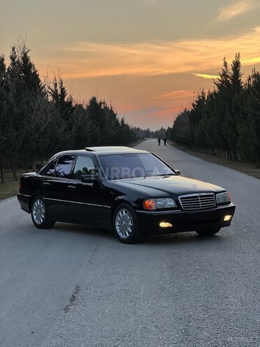 Mercedes C 230 1999, 280,000 km - 2.3 l - Bakı