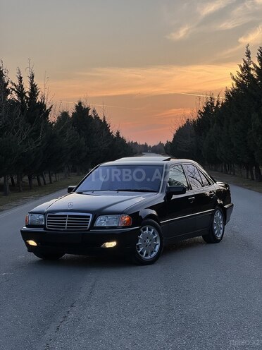 Mercedes C 230 1999, 280,000 km - 2.3 l - Bakı
