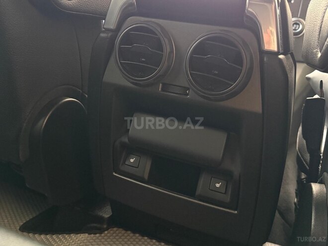 Land Rover Discovery 2014, 226,600 km - 3.0 l - Bakı