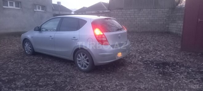 Hyundai i30 2008, 321,457 km - 1.4 l - Masallı
