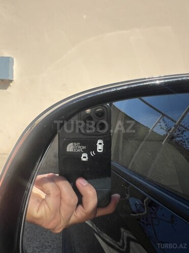 Kia Carnival-10