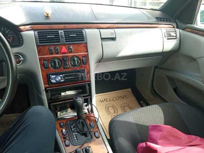 Mercedes E 240 1998, 427,190 km - 2.4 l - Bakı