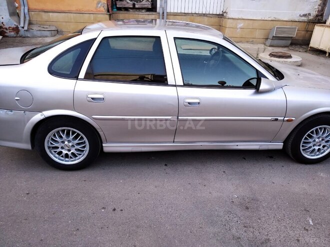 Opel Vectra 1999, 239,000 km - 1.6 l - Bakı