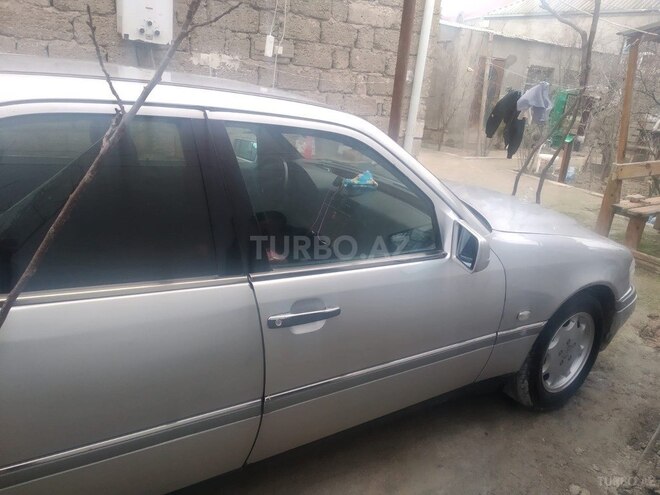 Mercedes C 220 1995, 278,510 km - 2.2 l - Bakı