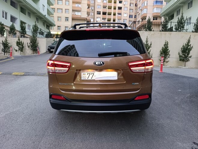 Kia Sorento-8