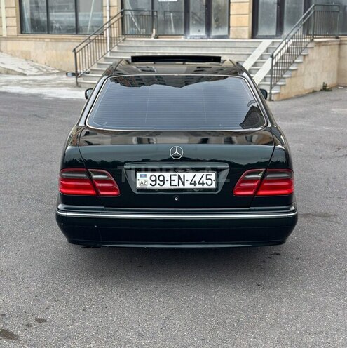 Mercedes E 280 4MATIC 2000, 320,000 km - 2.8 l - Bakı