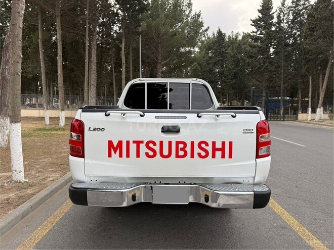 Mitsubishi L200 2018, 164,400 km - 2.5 л - Xırdalan