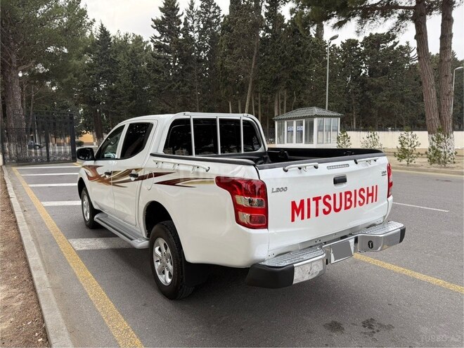 Mitsubishi L200 2018, 164,400 km - 2.5 л - Xırdalan