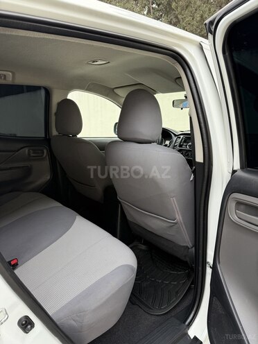 Mitsubishi L200 2018, 164,400 km - 2.5 л - Xırdalan