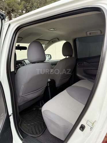 Mitsubishi L200 2018, 164,400 km - 2.5 л - Xırdalan