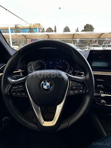 BMW 520 2022, 20,800 km - 2.0 l - Bakı