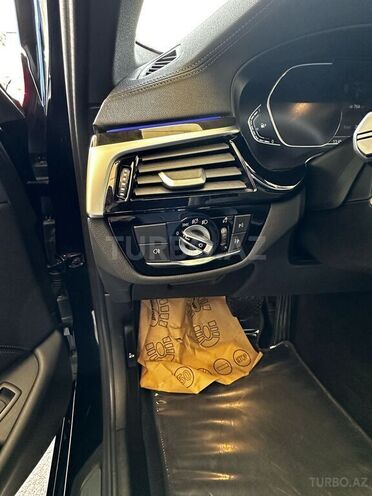 BMW 520 2022, 20,800 km - 2.0 l - Bakı