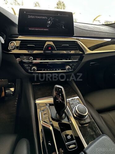 BMW 520 2022, 20,800 km - 2.0 l - Bakı