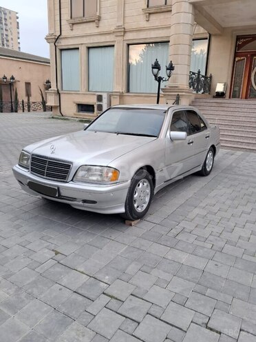Mercedes C 200 1995, 255,000 km - 2.0 л - Sumqayıt