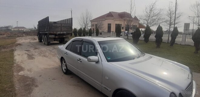 Mercedes E 280 1997, 360,000 km - 2.8 л - Bakı