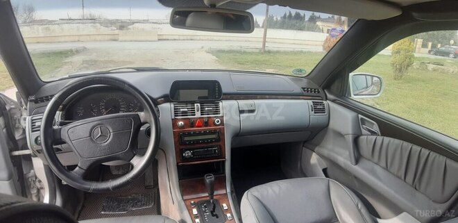 Mercedes E 280 1997, 360,000 km - 2.8 л - Bakı