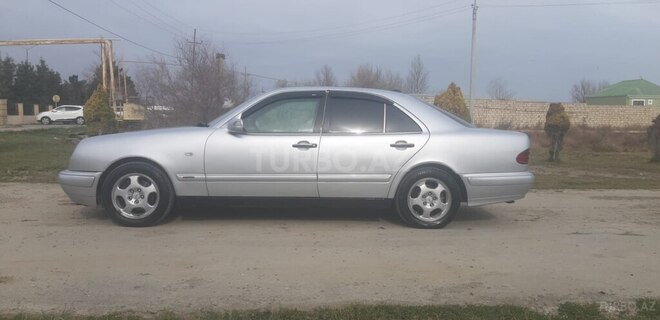 Mercedes E 280 1997, 360,000 km - 2.8 л - Bakı